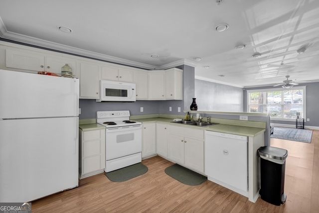 490 Barnett Shoals Road 205, Athens, GA 30605