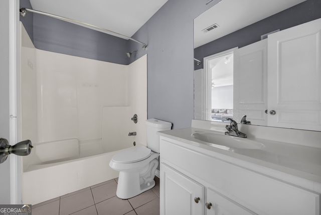 490 Barnett Shoals Road 205, Athens, GA 30605