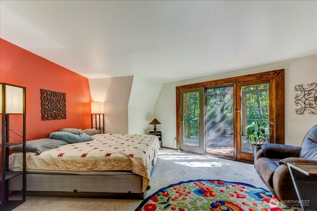 3971 SE Camano Drive, Camano Island, WA 98282