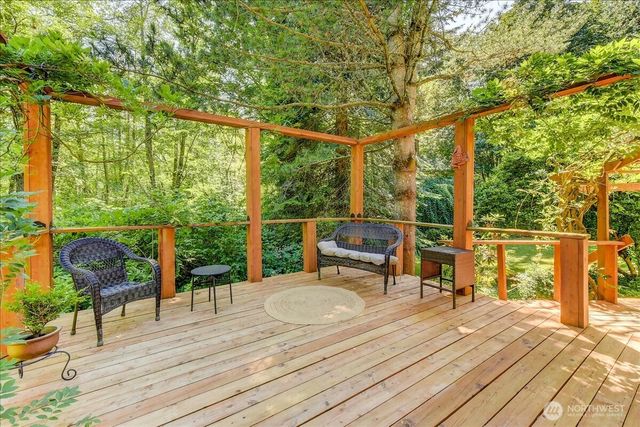 3971 SE Camano Drive, Camano Island, WA 98282
