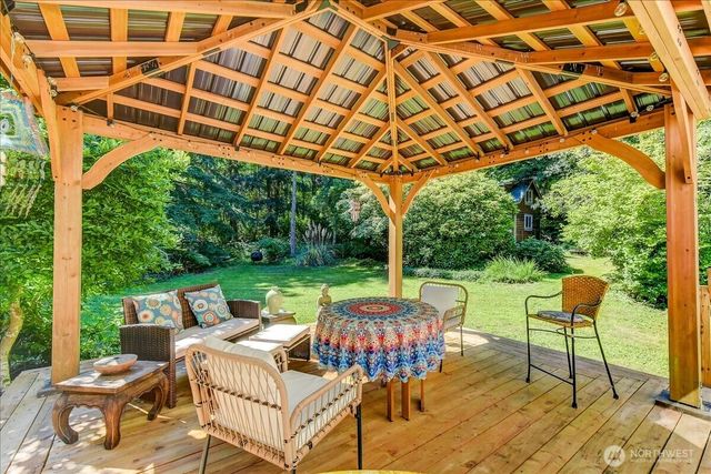 3971 SE Camano Drive, Camano Island, WA 98282