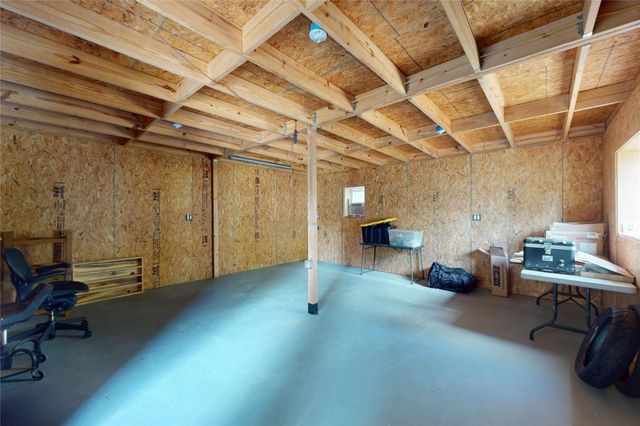 142 Sentinel Oaks, Pinehurst, TX 77362