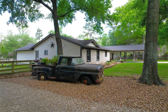 142 Sentinel Oaks, Pinehurst, TX 77362