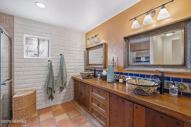 4832 W Trails End Road, Tucson, AZ 85745