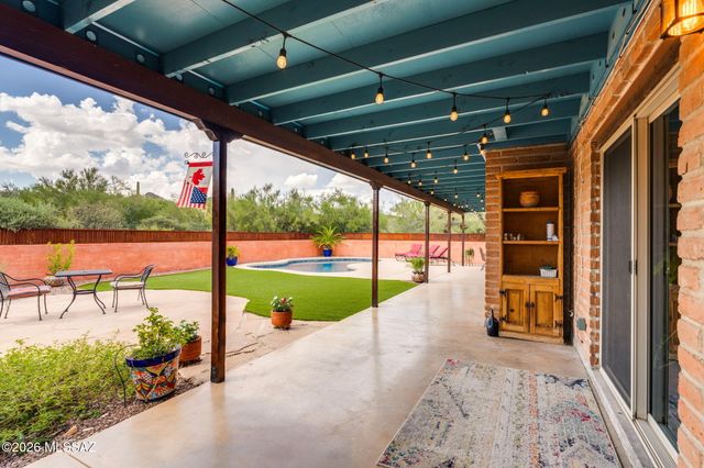 4832 W Trails End Road, Tucson, AZ 85745