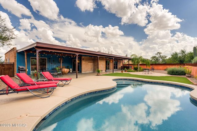 4832 W Trails End Road, Tucson, AZ 85745