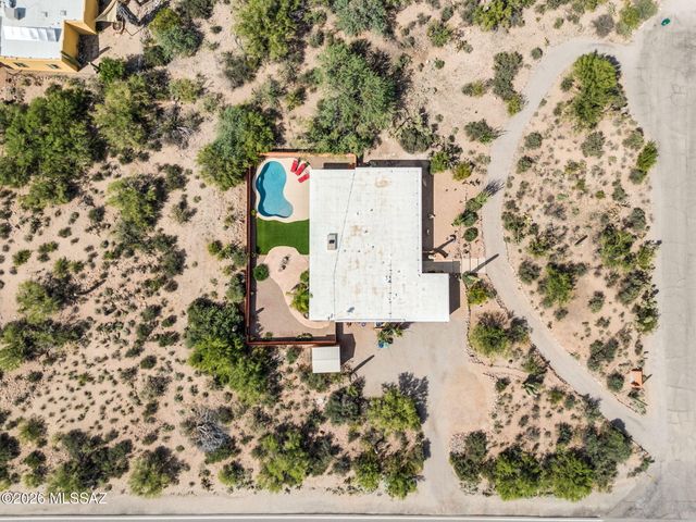 4832 W Trails End Road, Tucson, AZ 85745