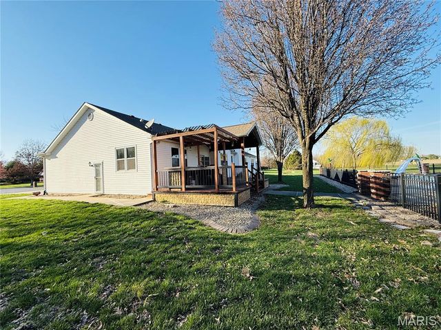 6 Jennifer Lane, Collinsville, IL 62234