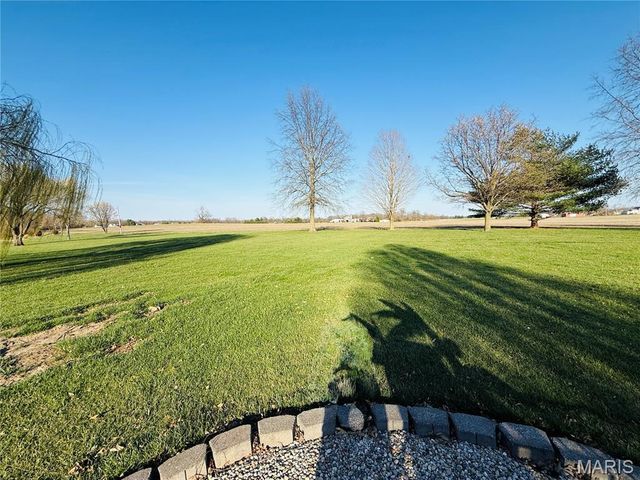 6 Jennifer Lane, Collinsville, IL 62234