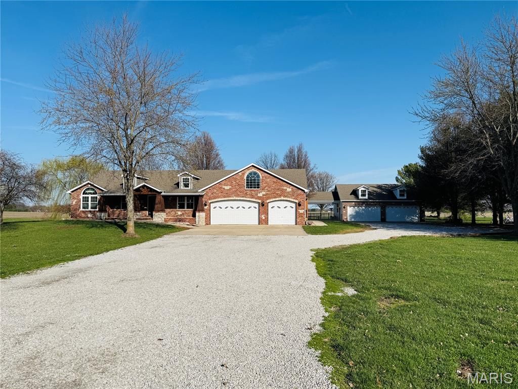 6 Jennifer Lane, Collinsville, IL 62234