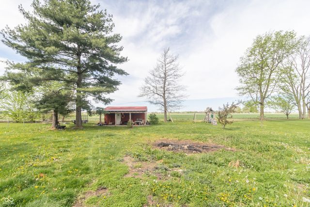 5574 Arrowhead Drive, Greenfield, IN 46140