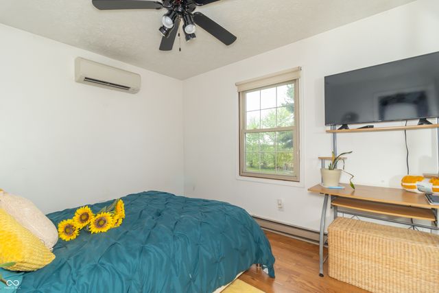 5574 Arrowhead Drive, Greenfield, IN 46140