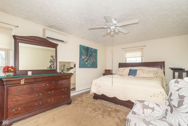 5574 Arrowhead Drive, Greenfield, IN 46140