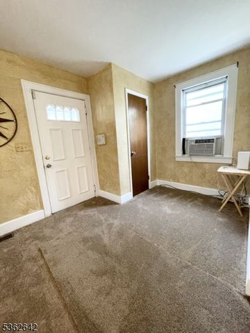 1211 S 9Th St, South Plainfield Boro, NJ 07080