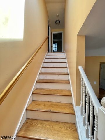 1211 S 9Th St, South Plainfield Boro, NJ 07080