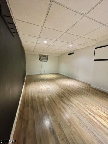 1211 S 9Th St, South Plainfield Boro, NJ 07080