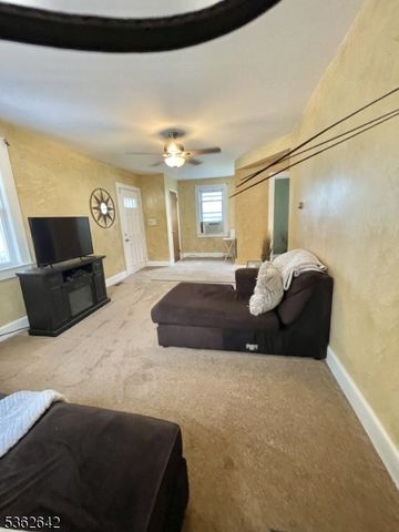 1211 S 9Th St, South Plainfield Boro, NJ 07080