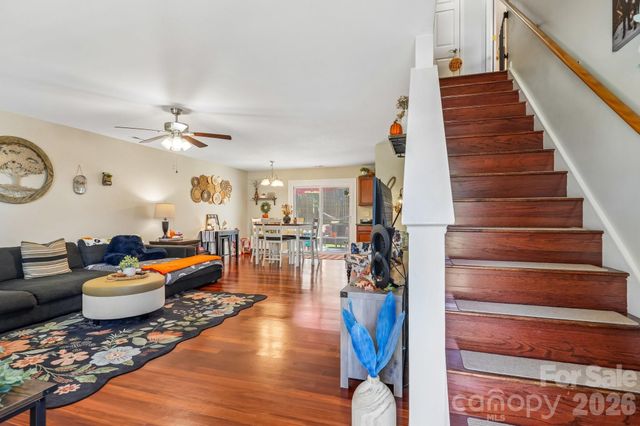 1128 Ametrine Lane, Dallas, NC 28034