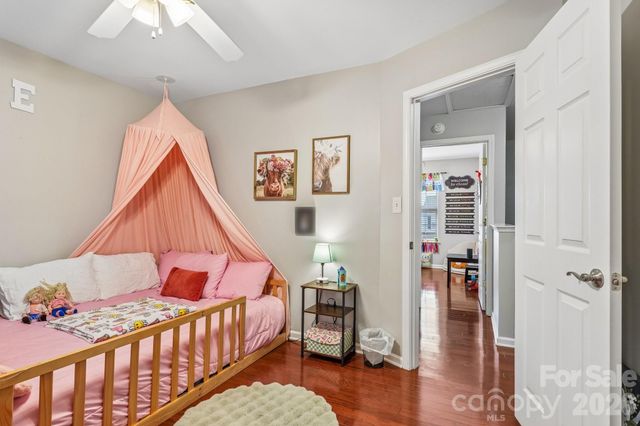 1128 Ametrine Lane, Dallas, NC 28034