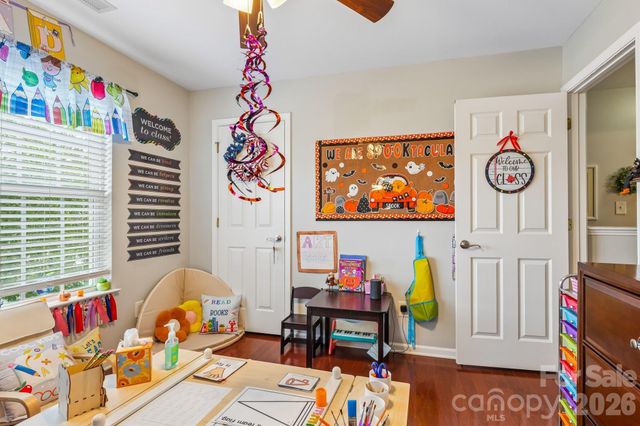 1128 Ametrine Lane, Dallas, NC 28034