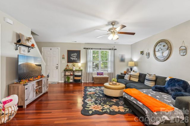 1128 Ametrine Lane, Dallas, NC 28034