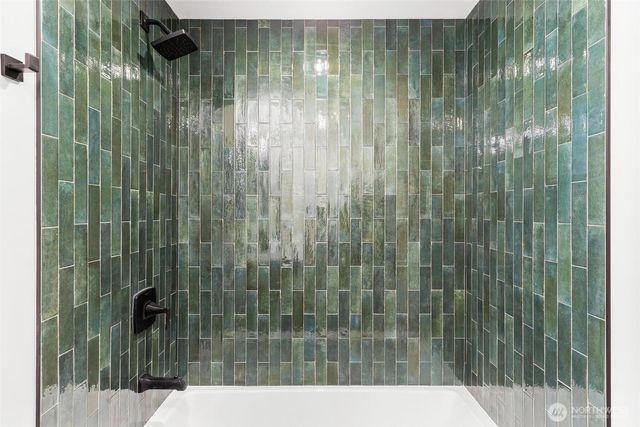 13163 93rd Avenue NE, Kirkland, WA 98034