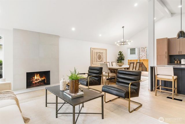 13163 93rd Avenue NE, Kirkland, WA 98034