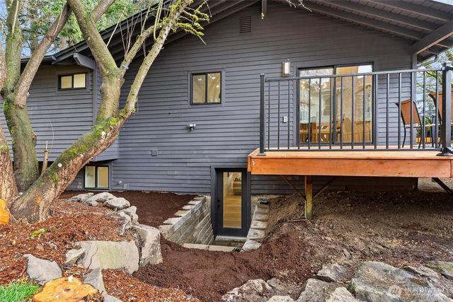 13163 93rd Avenue NE, Kirkland, WA 98034