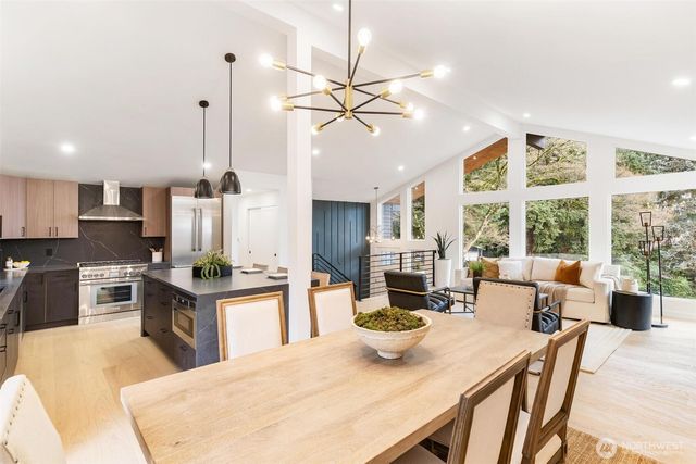 13163 93rd Avenue NE, Kirkland, WA 98034