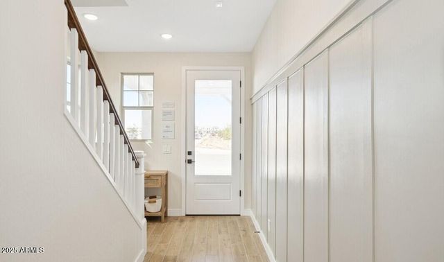 8096 N 80th Lane, Peoria, AZ 85345