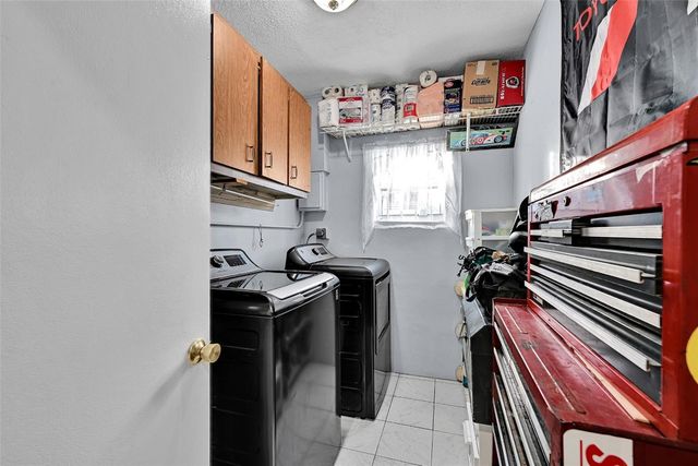 1933 SW 67th Avenue, North Lauderdale, FL 33068