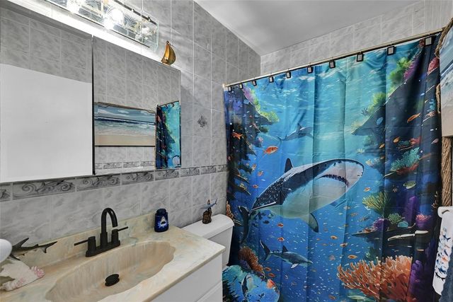 1933 SW 67th Avenue, North Lauderdale, FL 33068