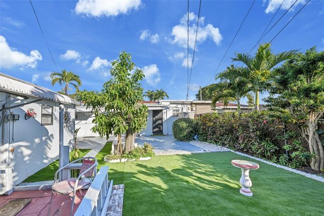 1933 SW 67th Avenue, North Lauderdale, FL 33068