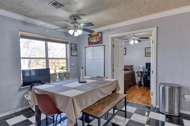 1121 W Apache Street, Norman, OK 73069