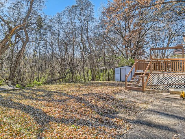 480 Roselawn Avenue E, Maplewood, MN 55117