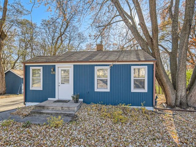 480 Roselawn Avenue E, Maplewood, MN 55117