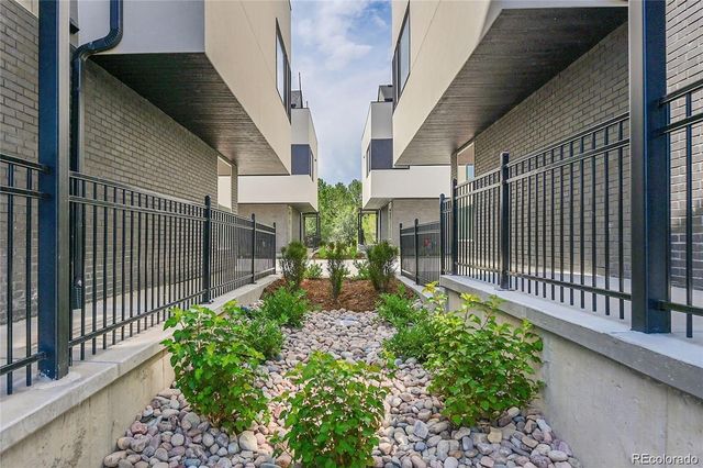 10151 W 38th Ave, Wheat Ridge, CO 80033