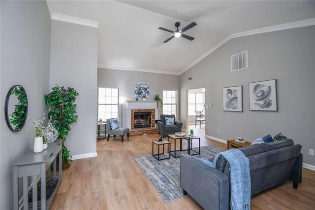 7586 Briar Crest Court, Riverdale, GA 30296