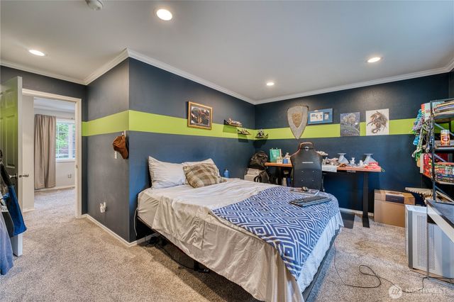 814 Jewil Drive, Fox Island, WA 98333