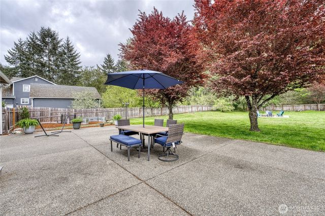 814 Jewil Drive, Fox Island, WA 98333