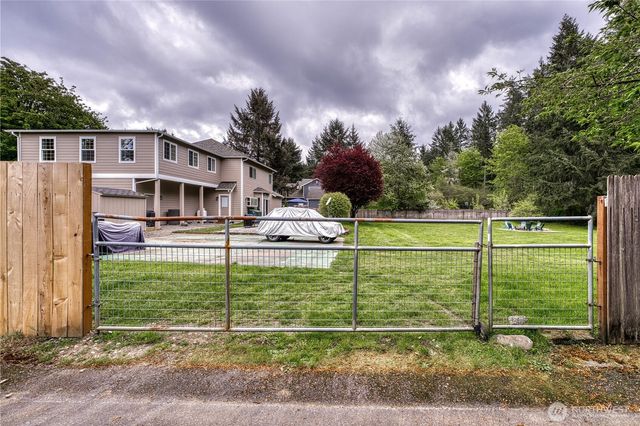 814 Jewil Drive, Fox Island, WA 98333