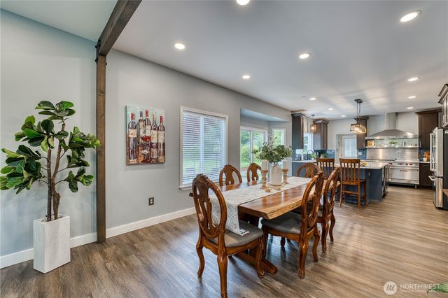 814 Jewil Drive, Fox Island, WA 98333