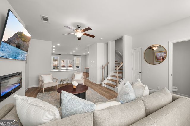 305 Cobalt Drive, Fayetteville, GA 30214