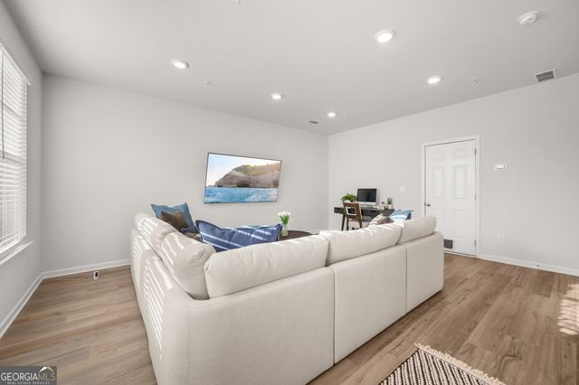 305 Cobalt Drive, Fayetteville, GA 30214