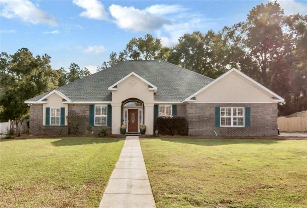 7125 Pierson Drive, Mobile, AL 36619