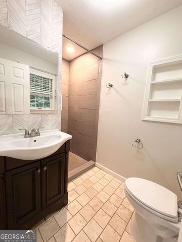 300 Robinson Drive, Carrollton, GA 30117