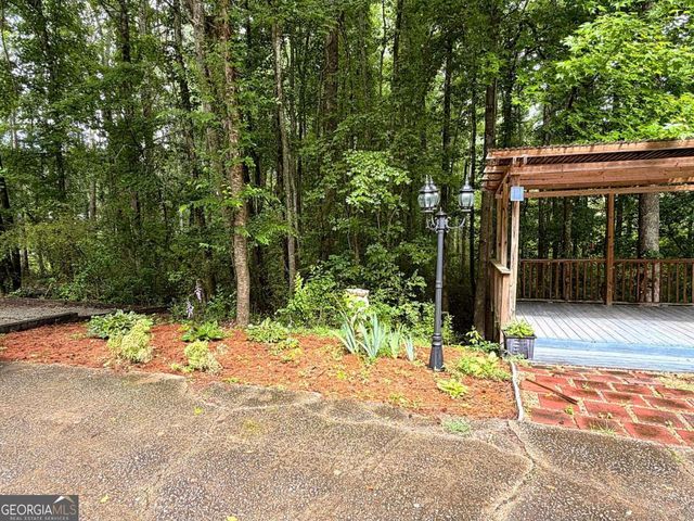 300 Robinson Drive, Carrollton, GA 30117