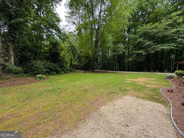 300 Robinson Drive, Carrollton, GA 30117