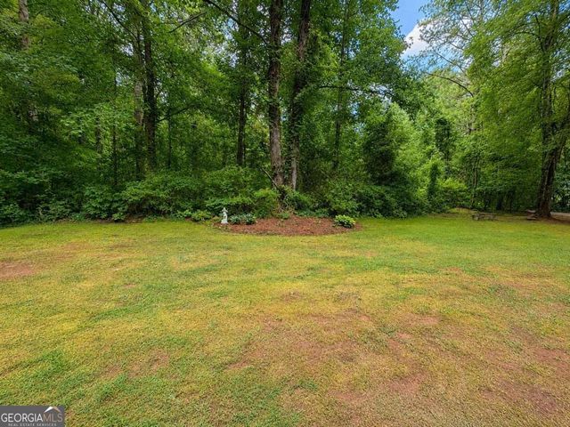 300 Robinson Drive, Carrollton, GA 30117