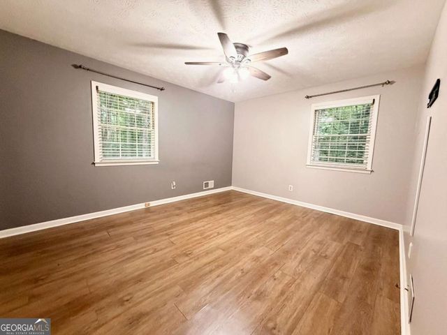 300 Robinson Drive, Carrollton, GA 30117